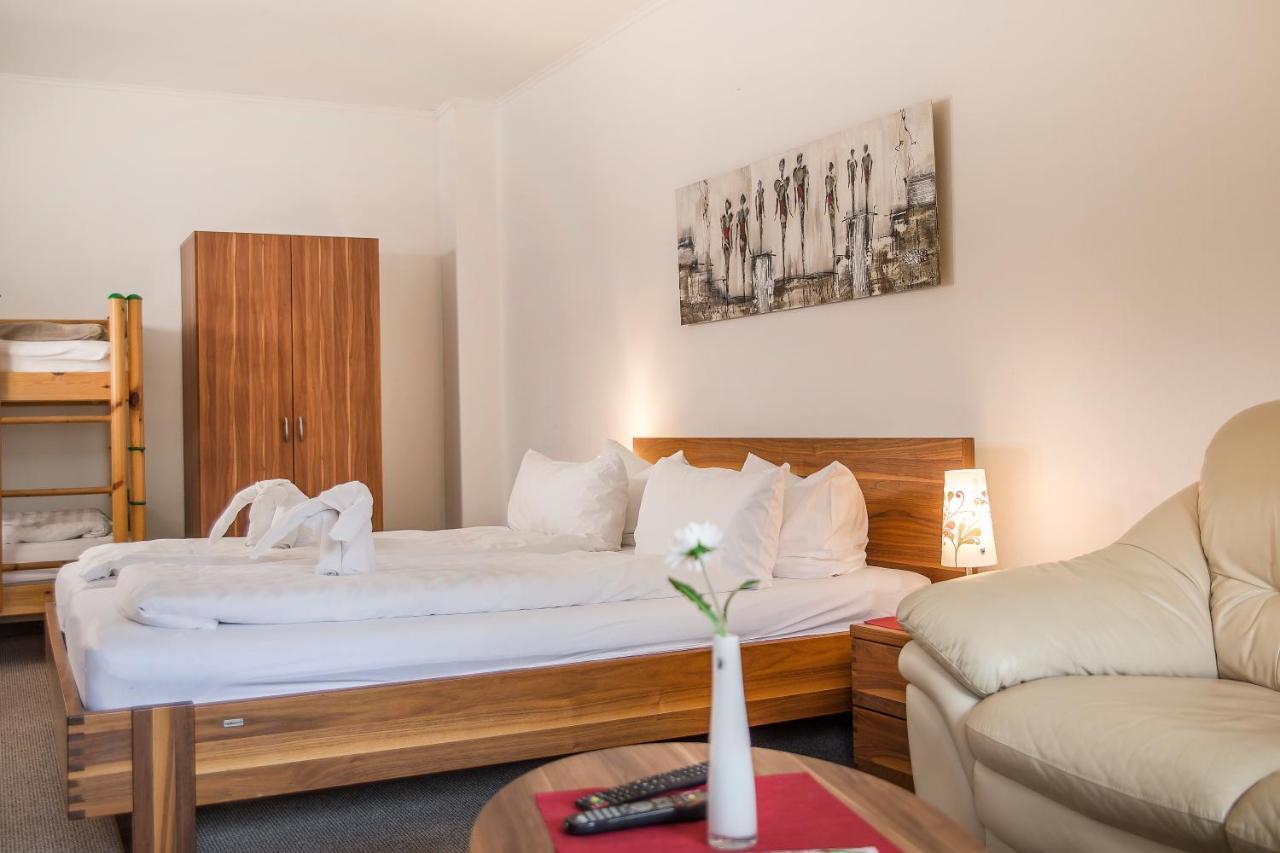 ויטמונד Hotel Garni Kroeger מראה חיצוני תמונה